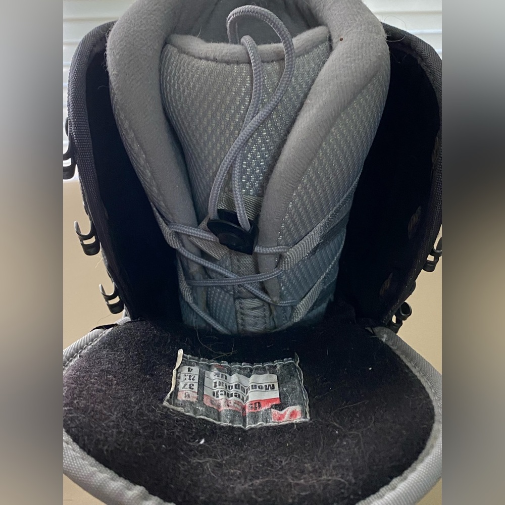 Nidecker snowboard boots- women’s - Picture 6 of 11